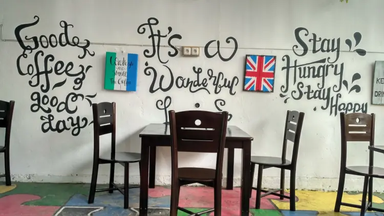 Cafe n' Resto Manggala 4