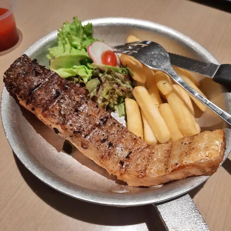 HOLYSTEAK! - Senayan City 9