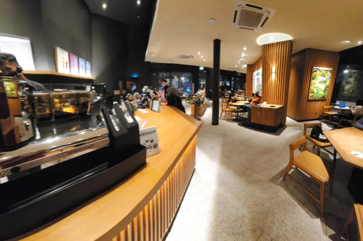 Starbucks Drive Thru Sedayu City 7