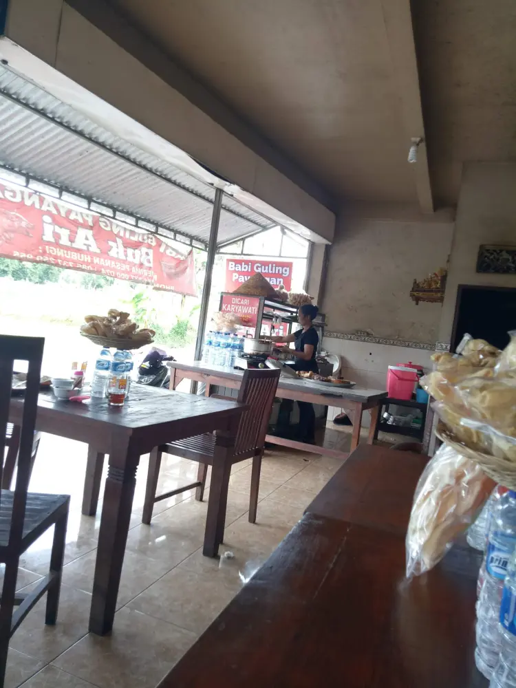 Warung Babi Guling Bu Ari 8