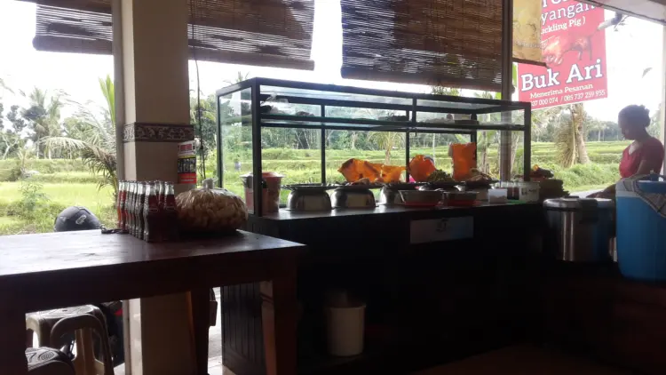 Warung Babi Guling Bu Ari 4