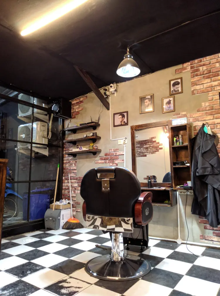 GANTENG BARBERSHOP 1
