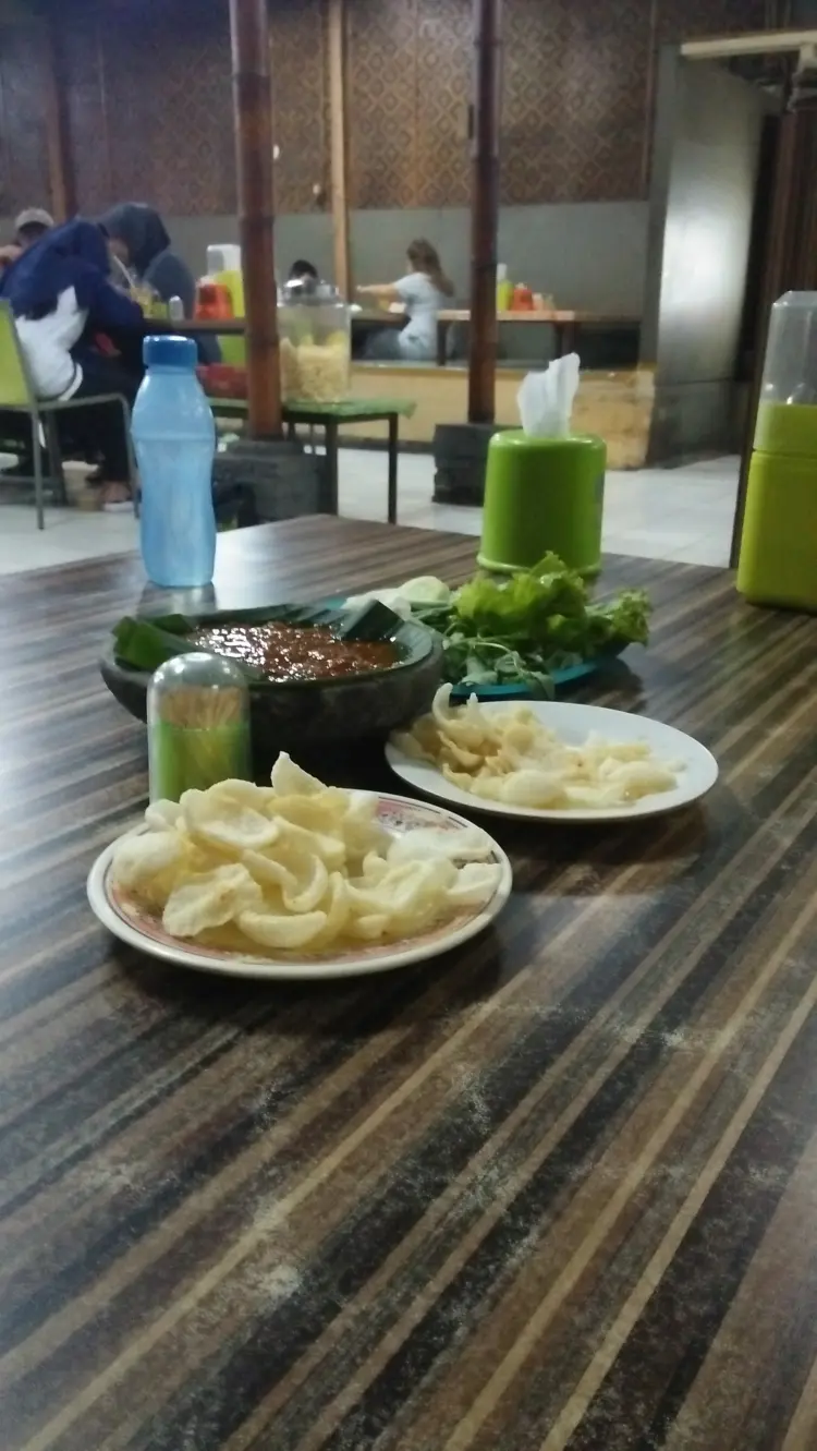 Ikan Nila Goreng Pak Ugi 9