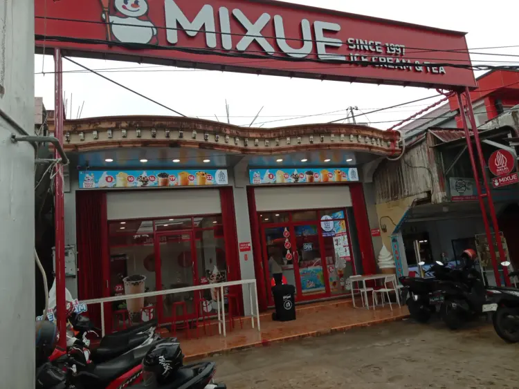 Mixue simpang empat pasbar 1
