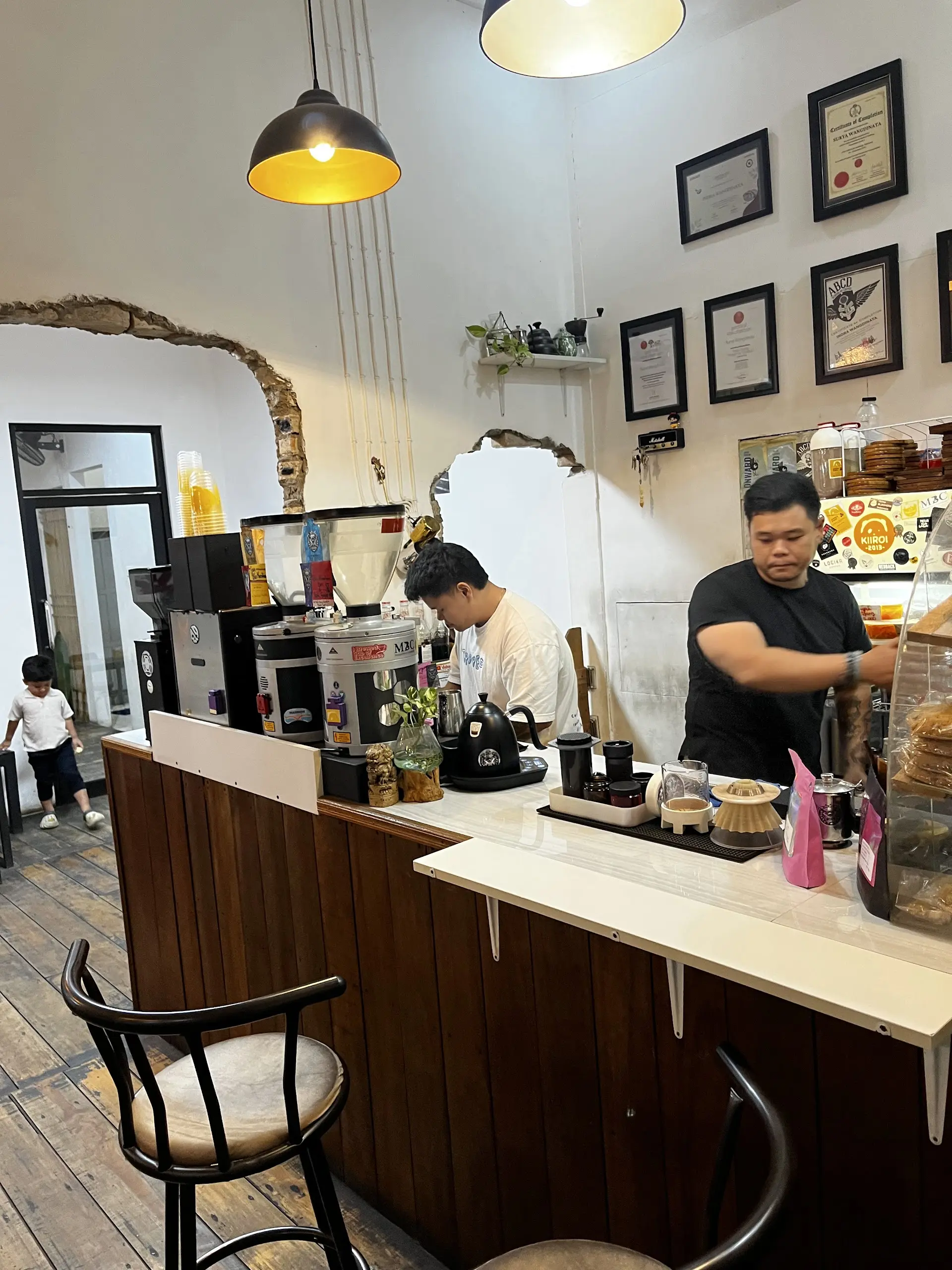 3000盾的罗布斯塔？这家店老板真的在做慈善吧！ 6