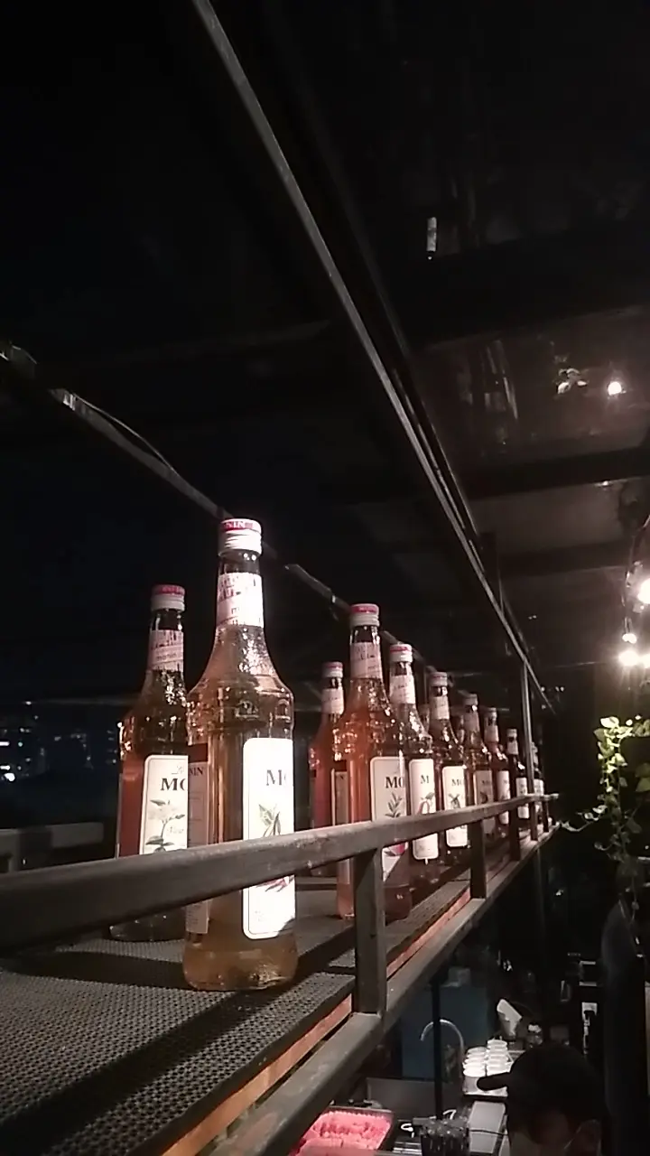 Lucy In The Sky Spark 10