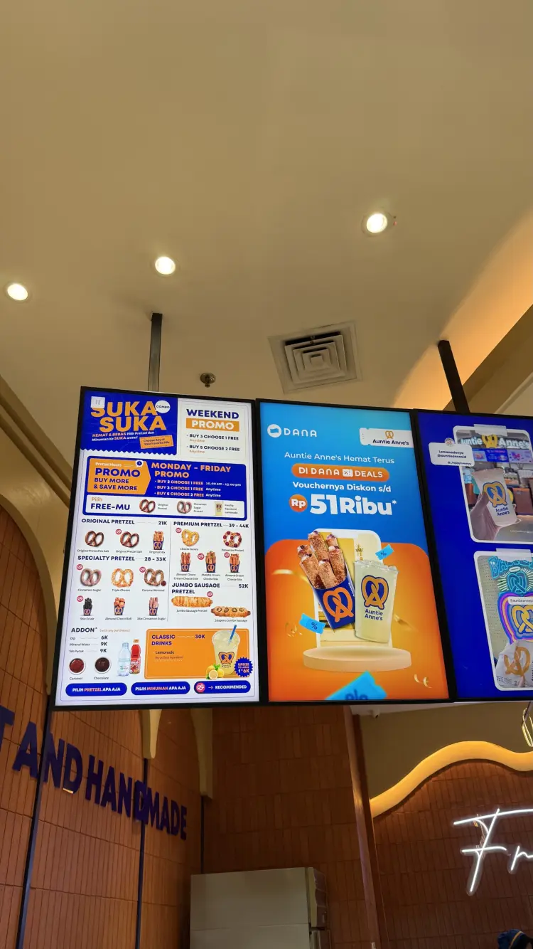 Auntie Anne's - Supermal Karawaci 2