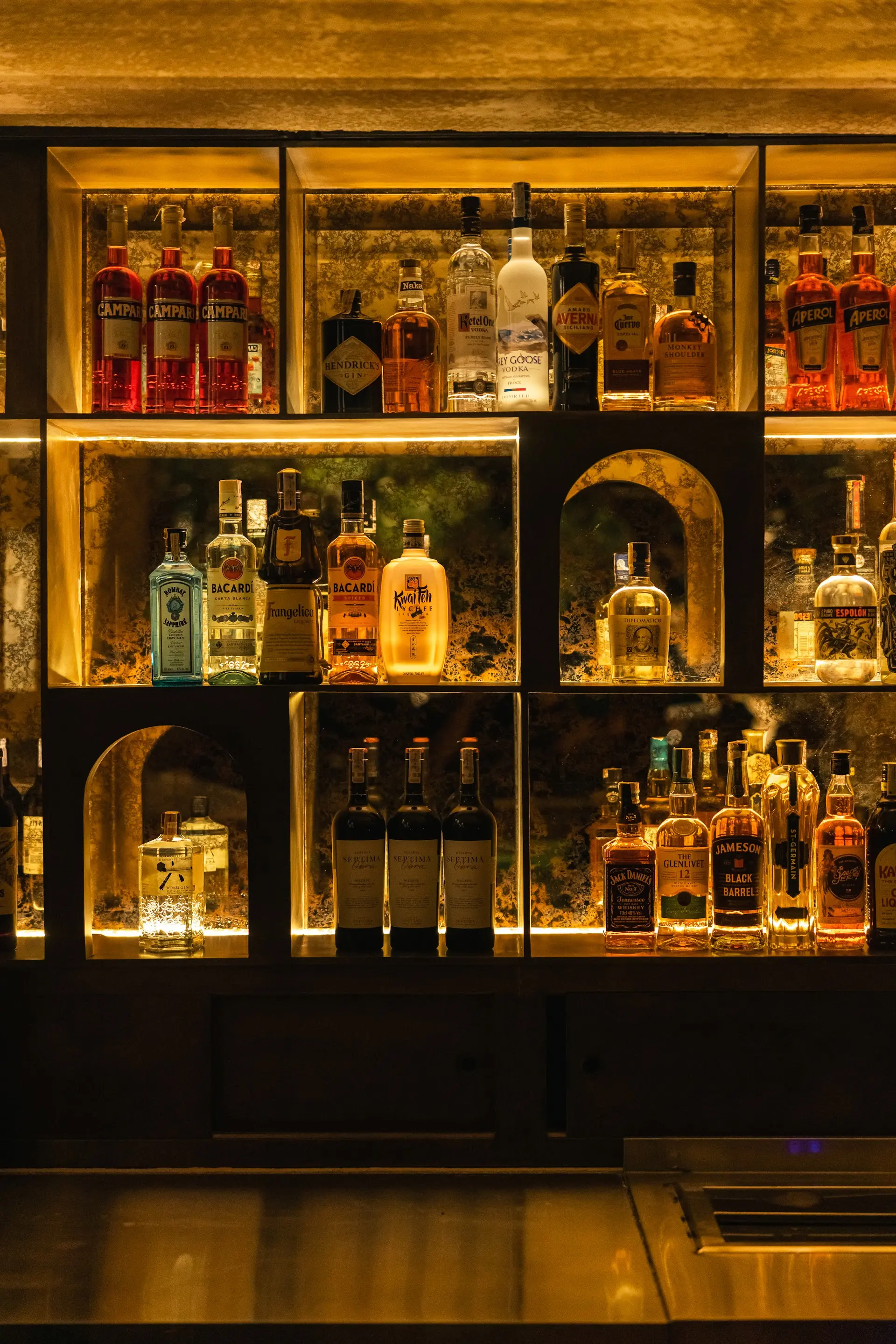 Nusa Dua's Legendary Spot, 4 Visits! Perfect, Except for the Toilet Line. 4