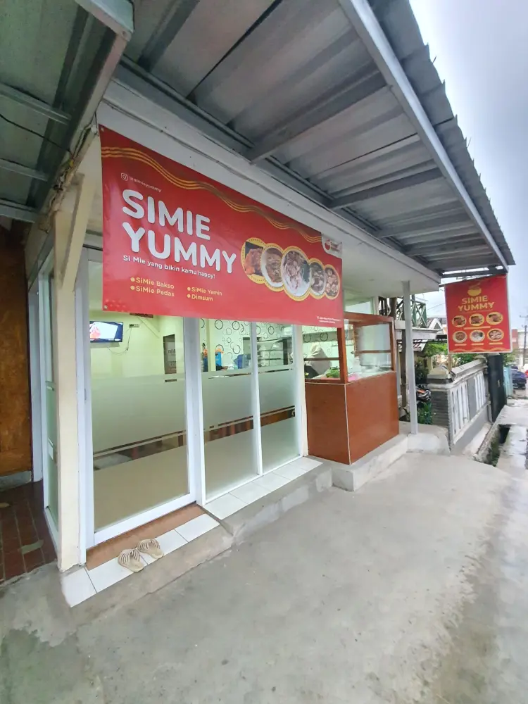Simie Yummy 1