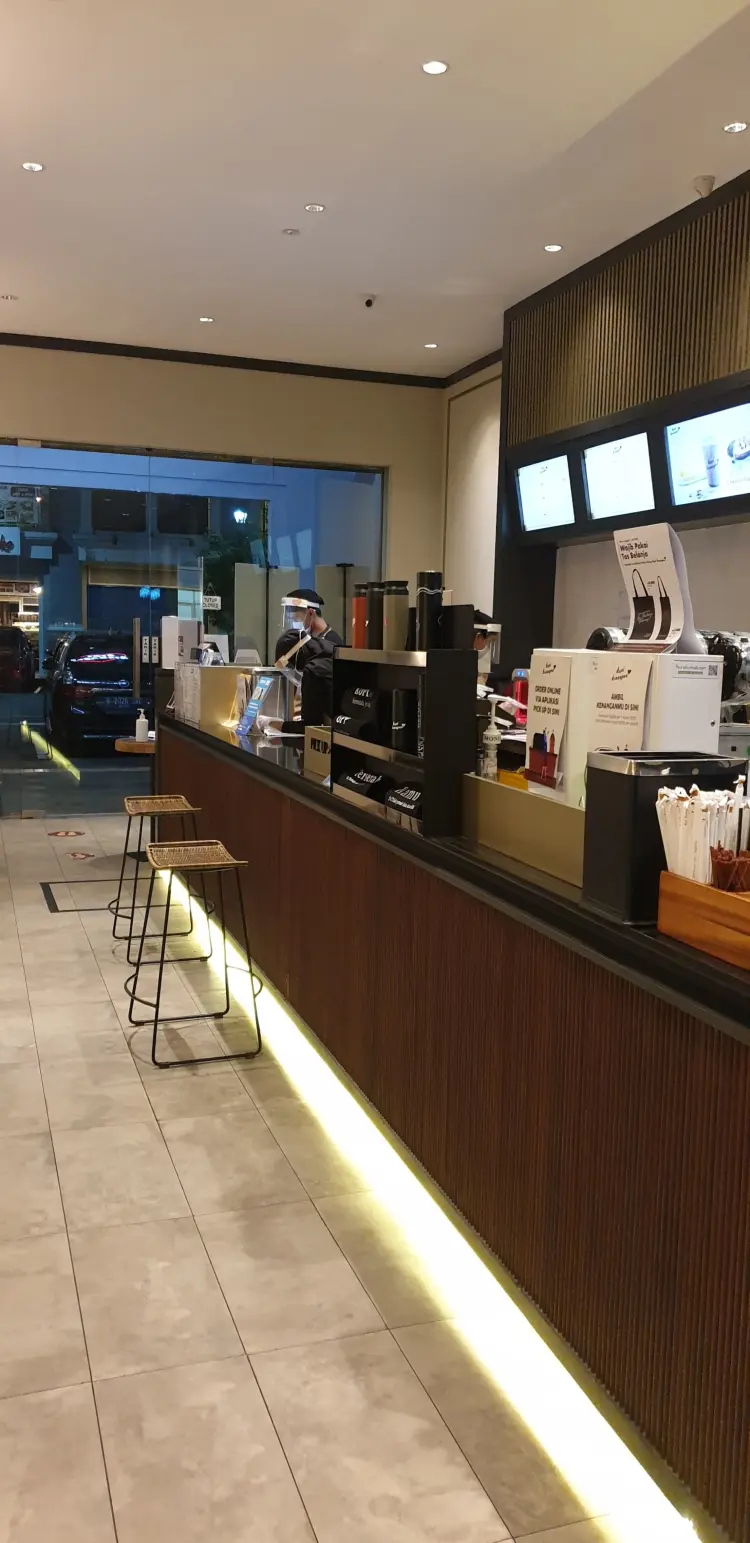 Kopi Kenangan - Ruko MOI 8