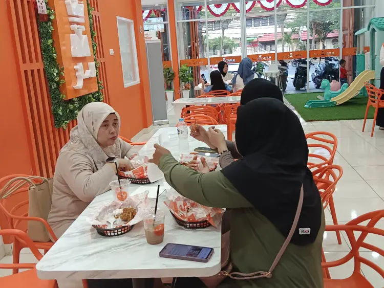 Almaz Fried Chicken - Ratulangi Makassar 4