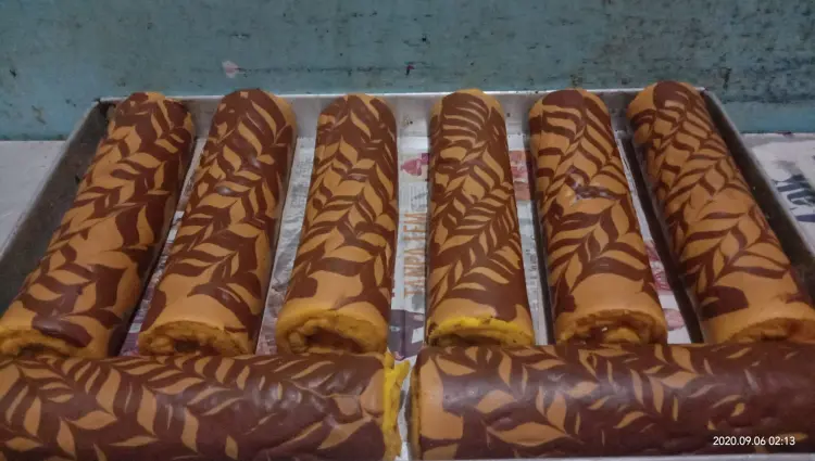 Toko roti RIZQIA cake, donut & bakery 6