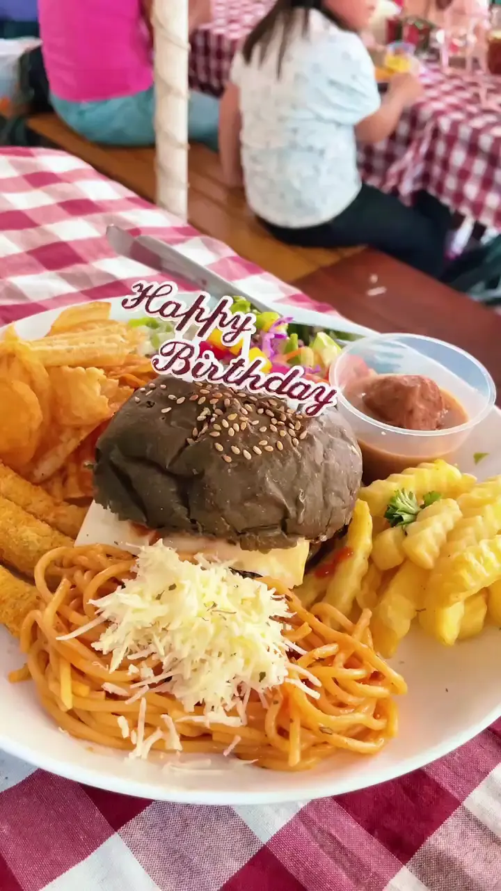 Kentanggihan Resto 7