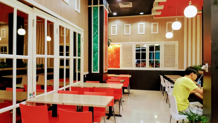 City Ice Cream - Center Point 4