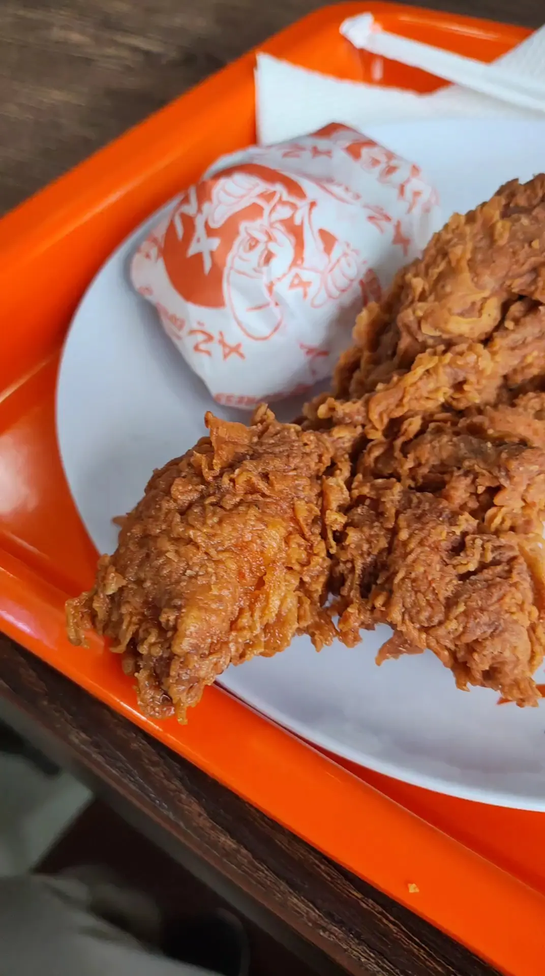 Banjarbaru人的骄傲?这家只收现金的炸鸡店,到底什么来头! 1