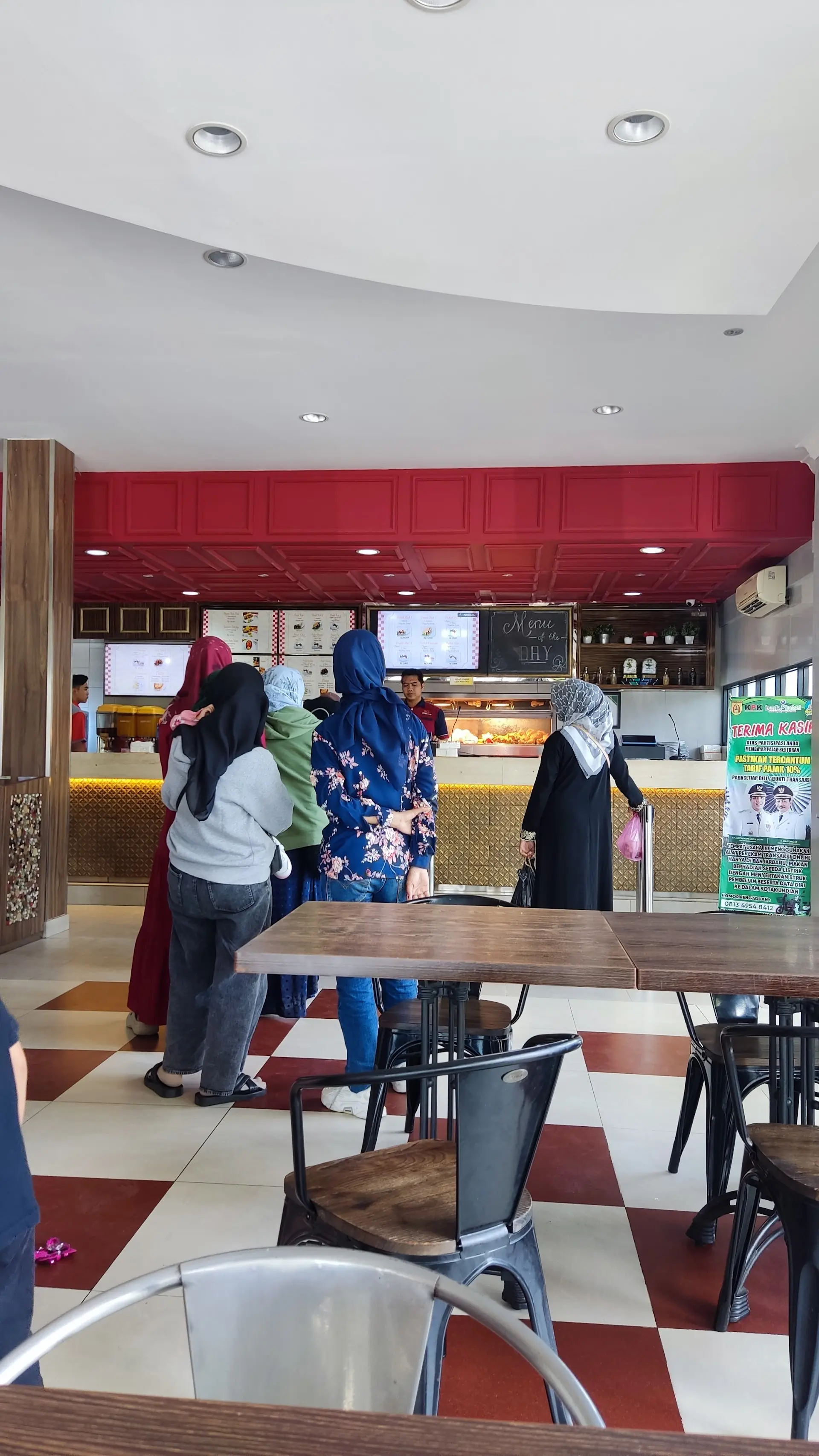 Banjarbaru人的骄傲?这家只收现金的炸鸡店,到底什么来头! 7