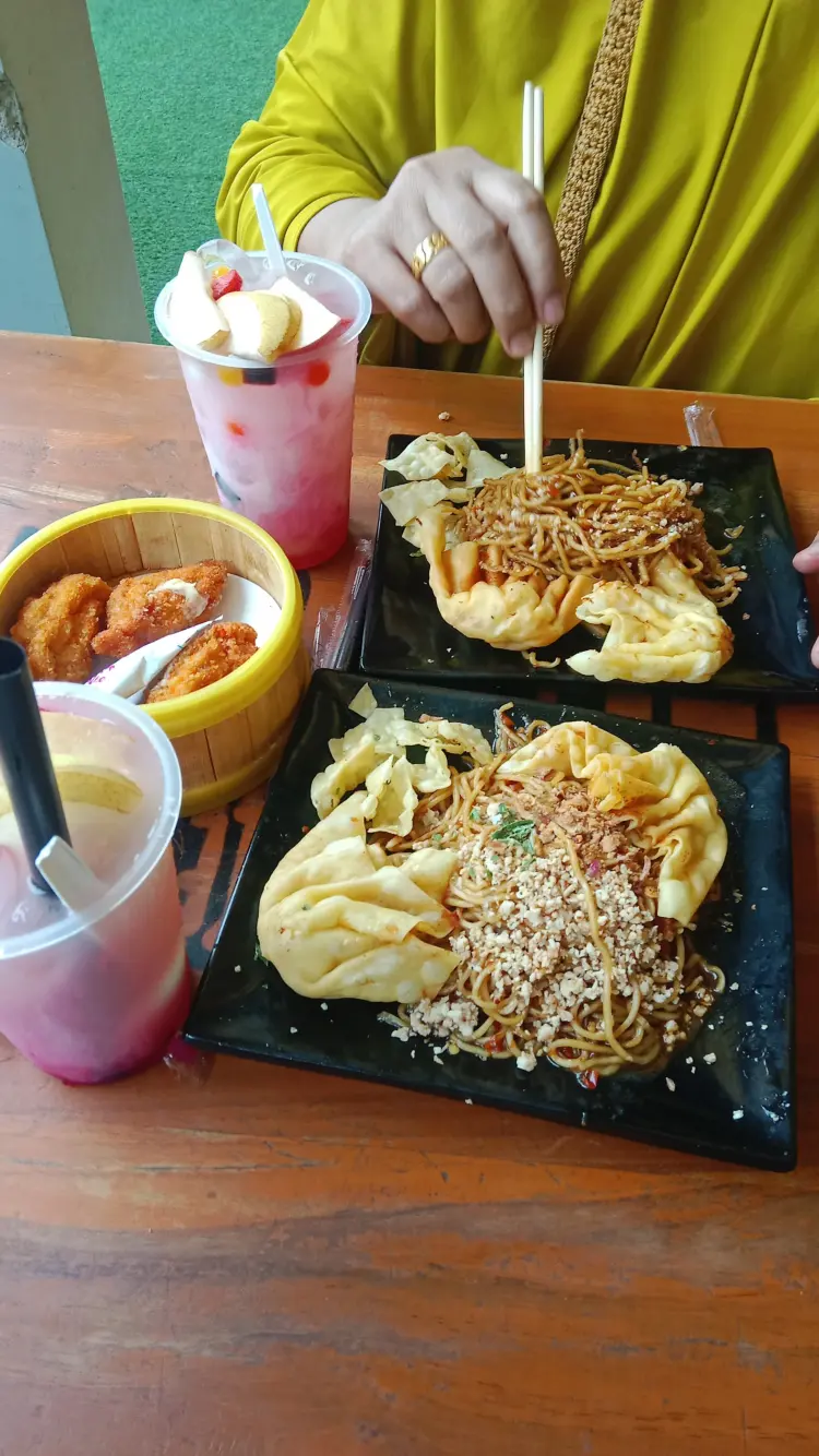 Mie Gacoan - Bogor Kedung Badak 9