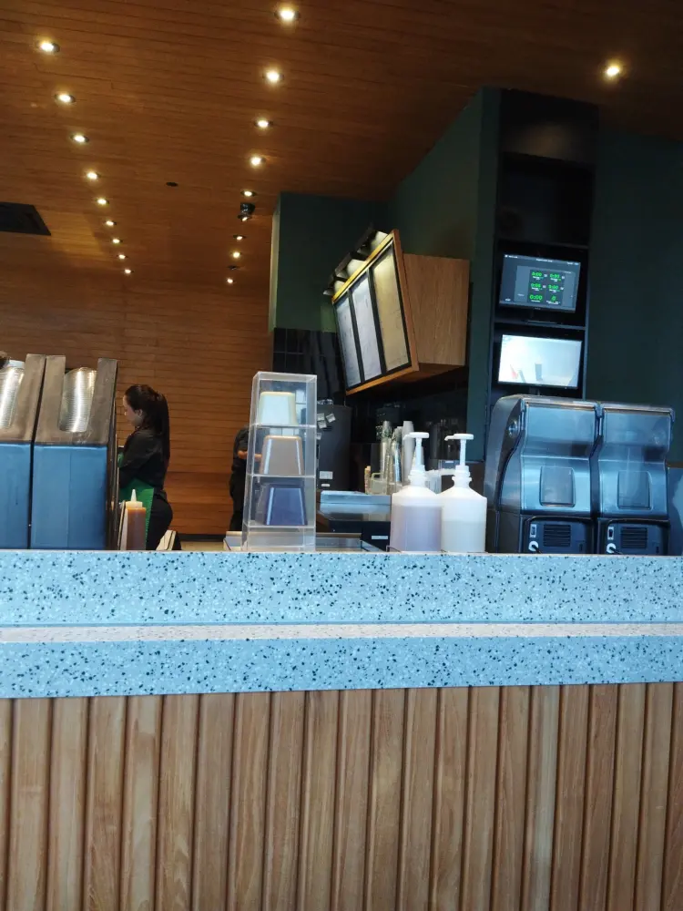 Starbucks DT Mampang Business Park 8