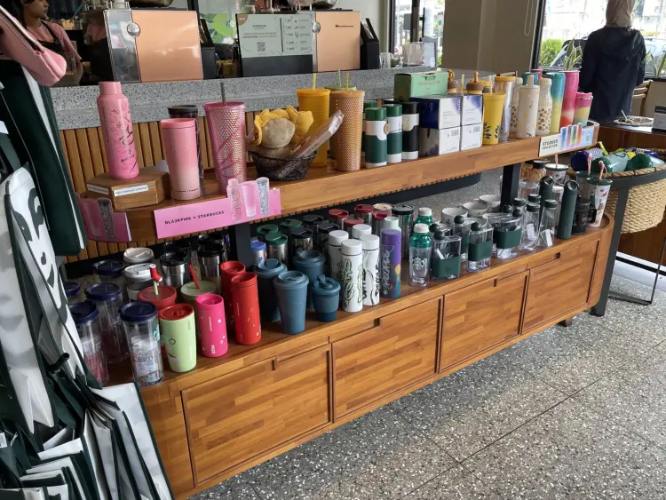 Starbucks DT Mampang Business Park 4