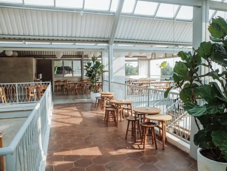 Kopi Nako & Warung Nako Padjajaran 4