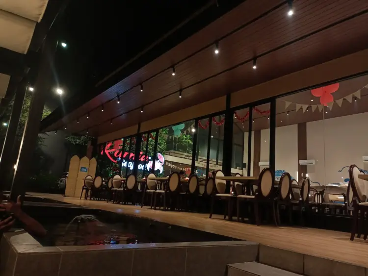 Kurnia Seafood Semarang 10