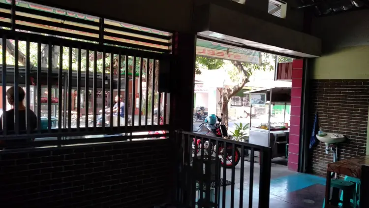 Warung Timlo Solo (Bakso,Mie Ayam) 2