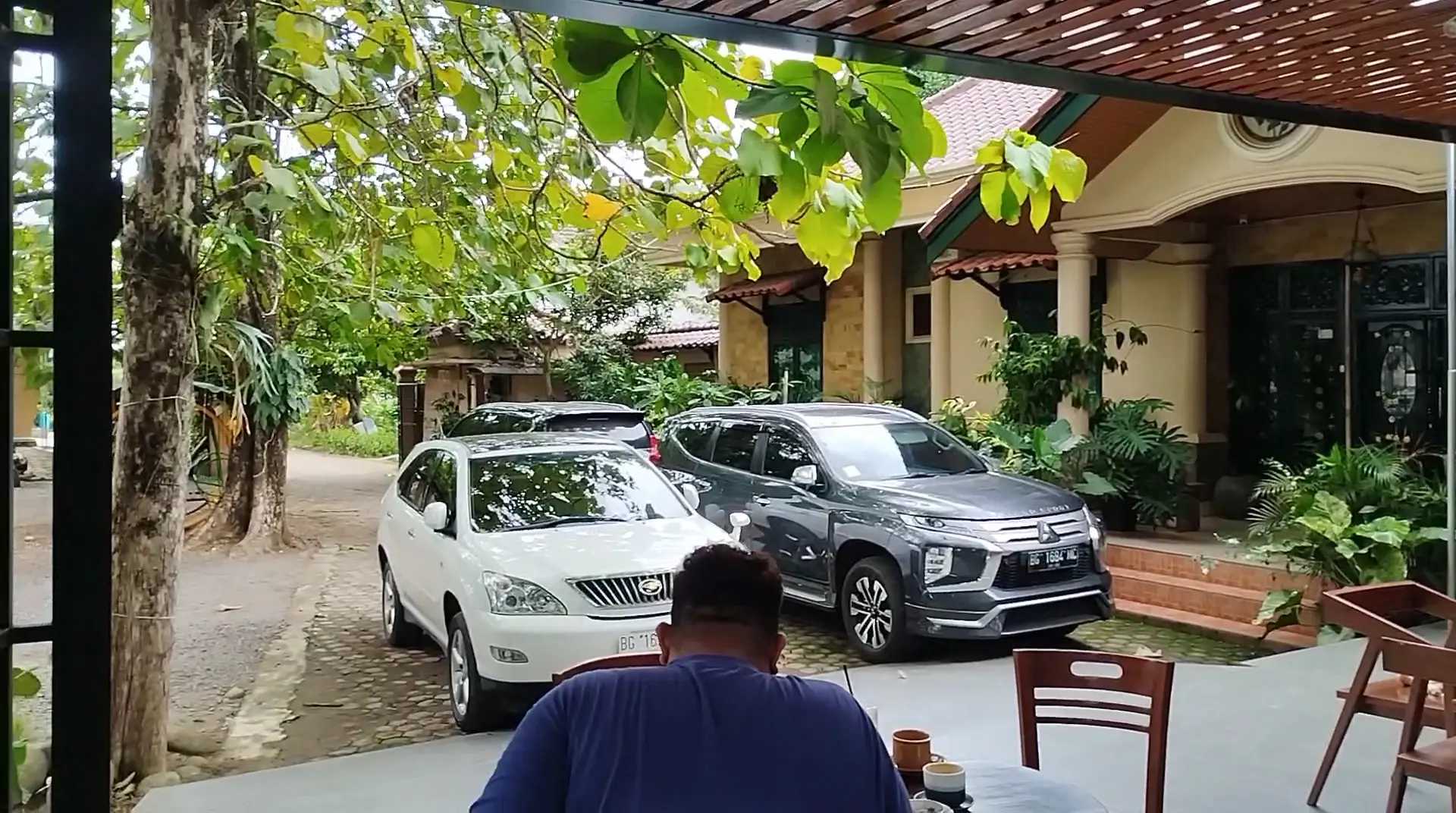 Gue umumin, kafe surganya kaum introvert/i-person/freelancer di Palembang akhirnya ada! Anjay 5