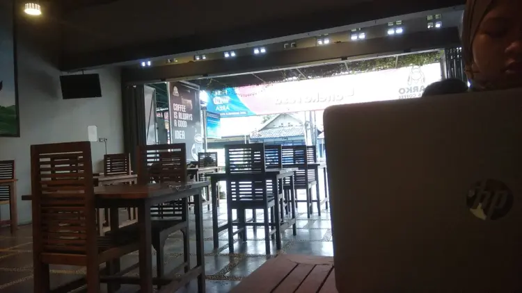 Marko Milk and Coffee 3