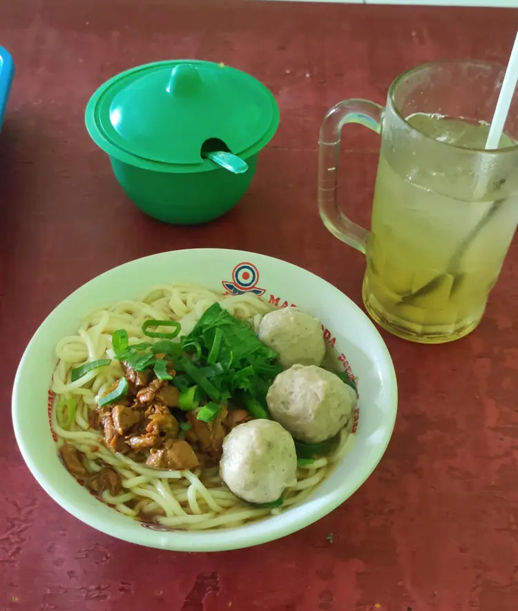 Mie ayam Bakso Kencono 10