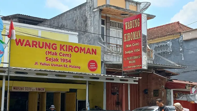 Warung Soto dan Rawon Kiroman (Mak Cem) 1