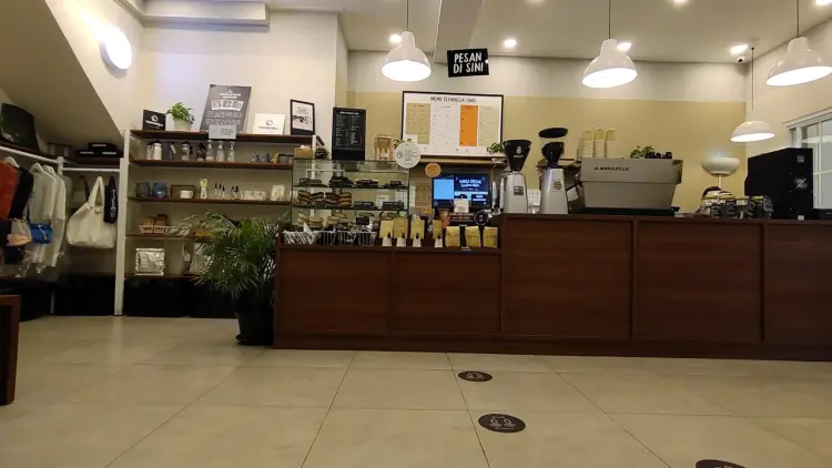 Toko Kopi TUKU - Pancoran Mas 5