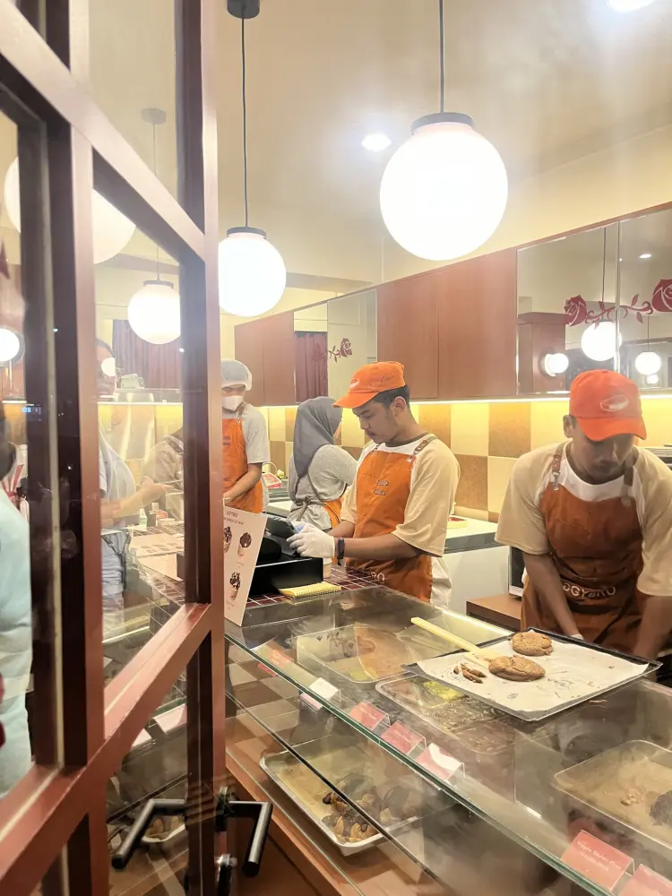 FUDGYBRO BLOK M at Melawai Raya 7