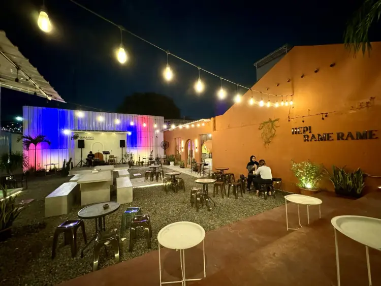 Elmakko Social Space Cipinang 3