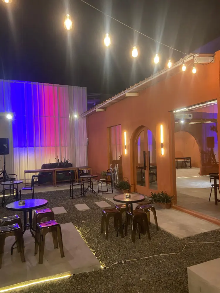 Elmakko Social Space Cipinang 8