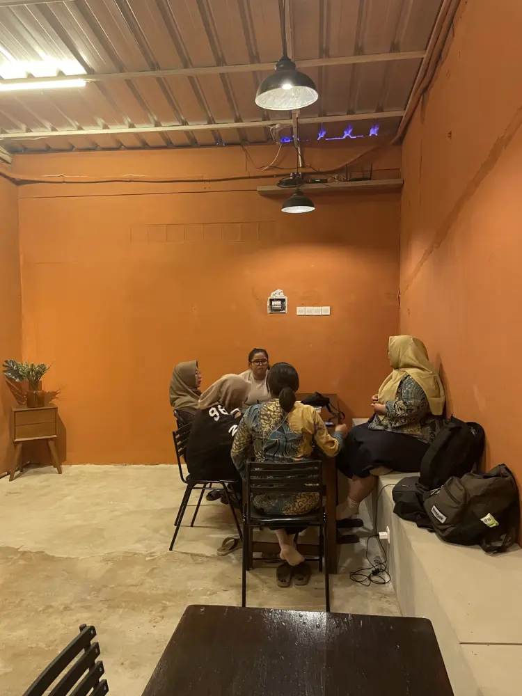 Elmakko Social Space Cipinang 7