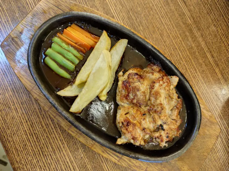 Canda Steak & Cafe 4