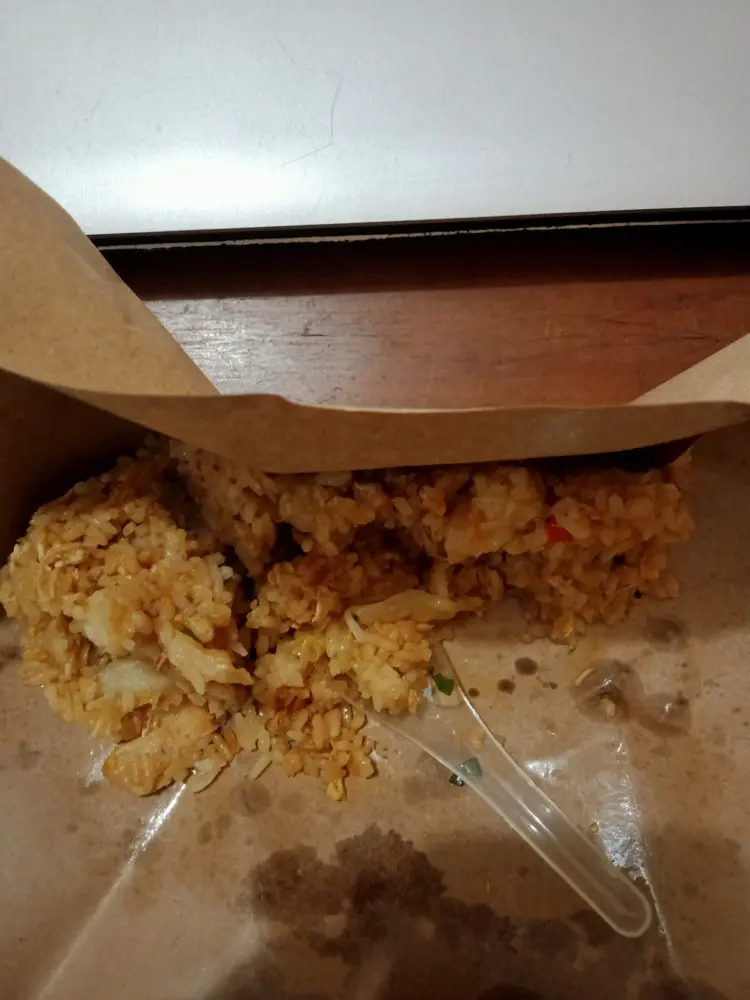 Ayam Geprek & Gado-Gado Kedai Mona Tempel 9