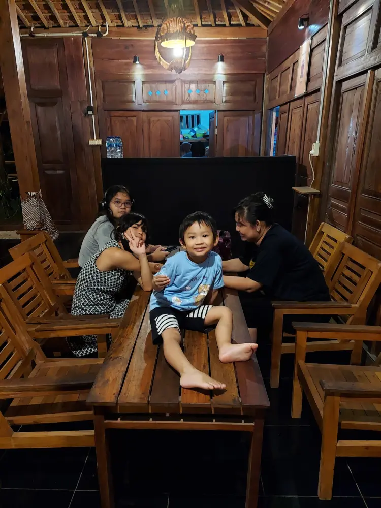 Vimoksha Space & Eatery 6