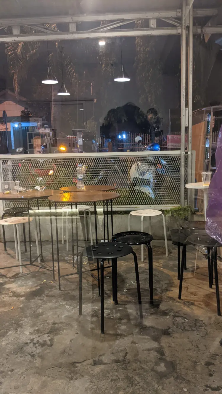 Dua Pintu Coffee Pasar Ambacang 5