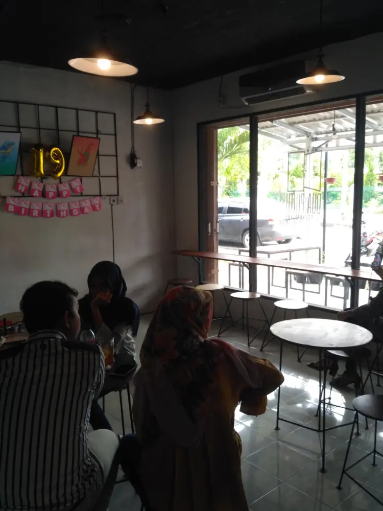 Dua Pintu Coffee Pasar Ambacang 10