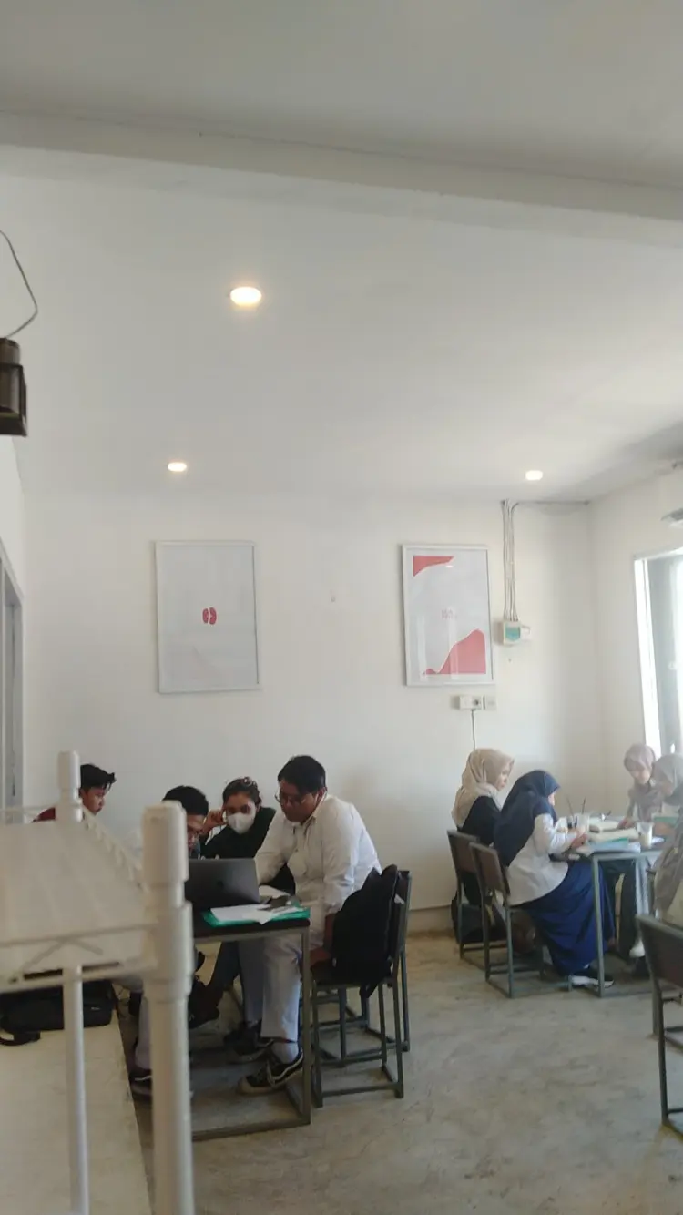 Dua Pintu Coffee Pasar Ambacang 3