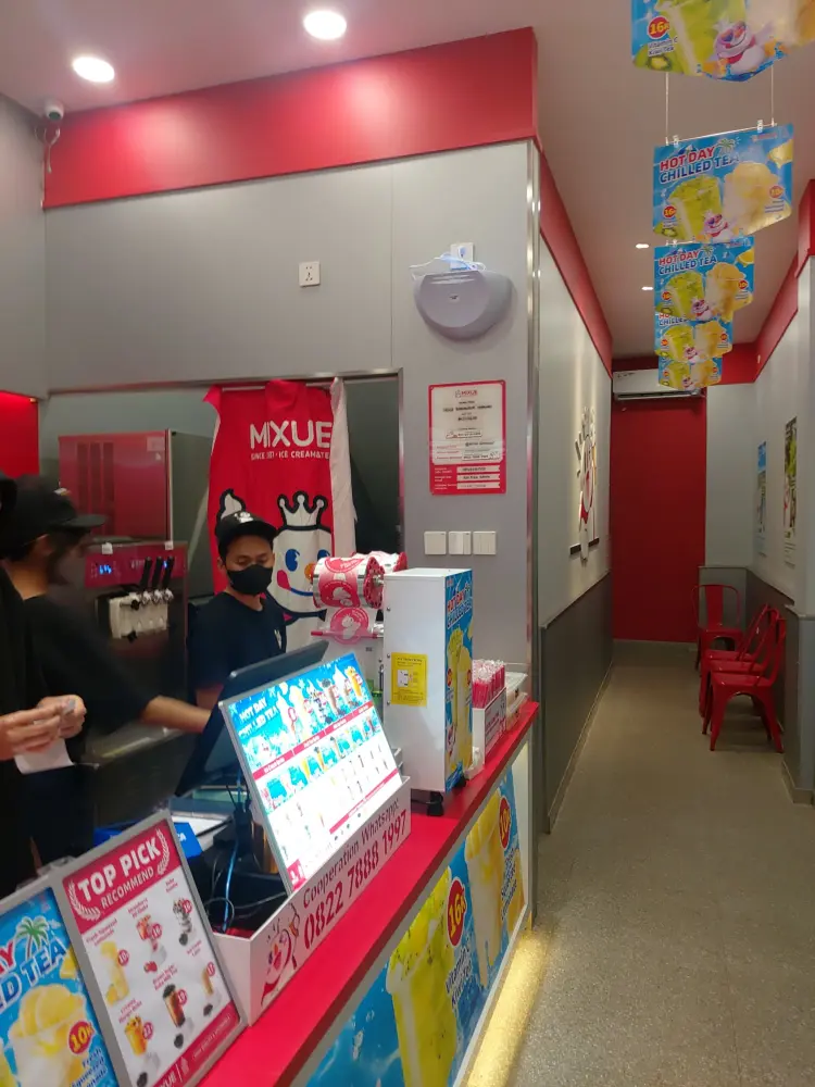 MIXUE Borobudur Karawaci 9