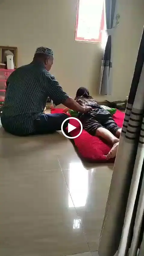 PIJAT URUT NORHASAN KUMIS AHLI PATAH TULANG 1