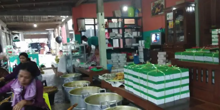 AYAM GORENG KREMES SEHATI 9