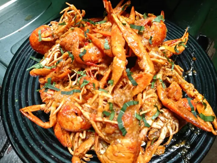 Warung Lesehan Ibu Ade Dan Teh Enung PHR 1