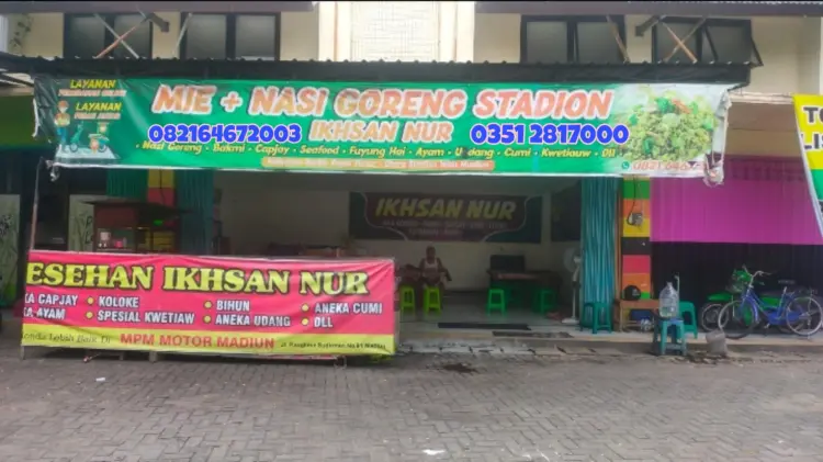 Iksan Nur Special Nasi Goreng Madiun 1
