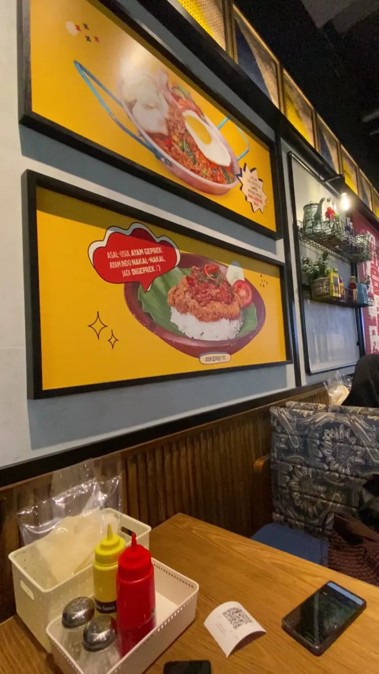 Djournal Coffee - Botani Square Mall 5