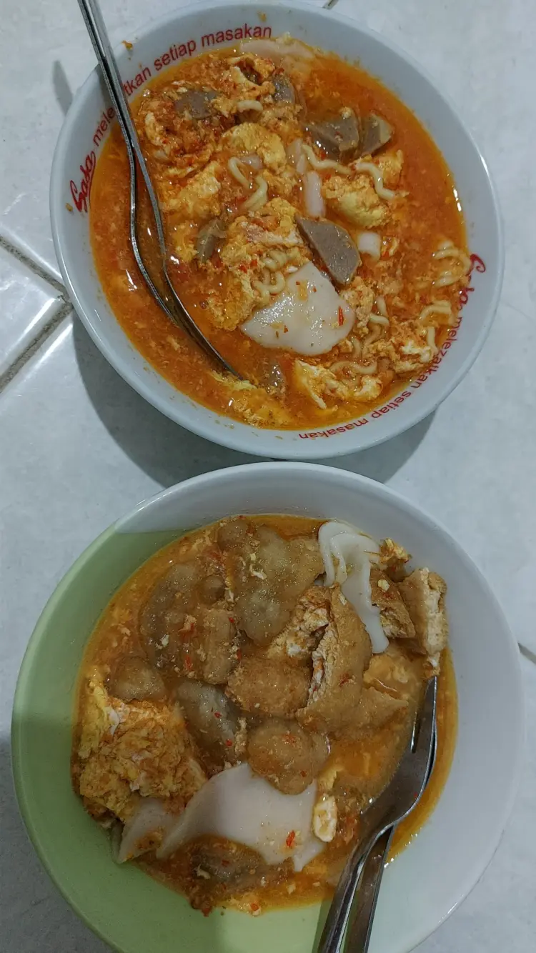 Seblak Prasmanan Teh Kokom 2