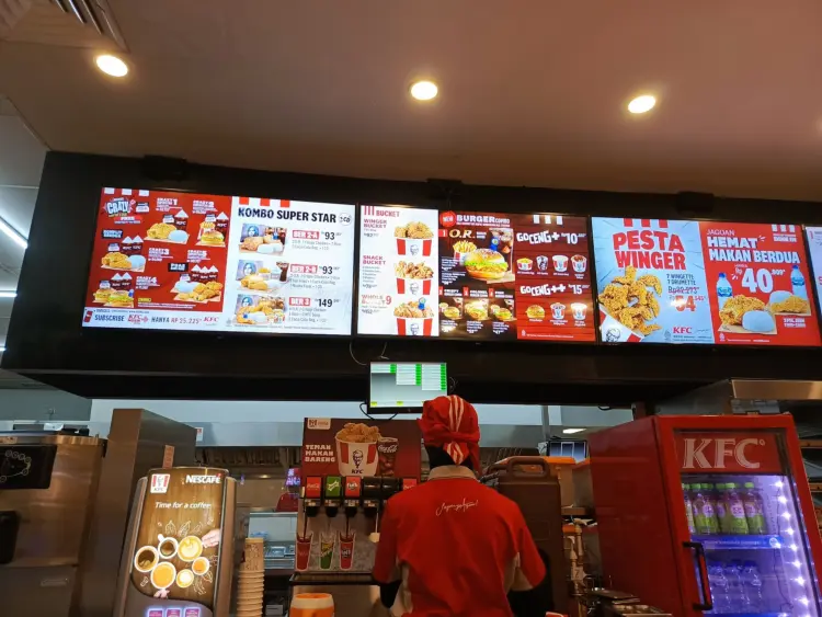 KFC Mall Grand Metropolitan 6