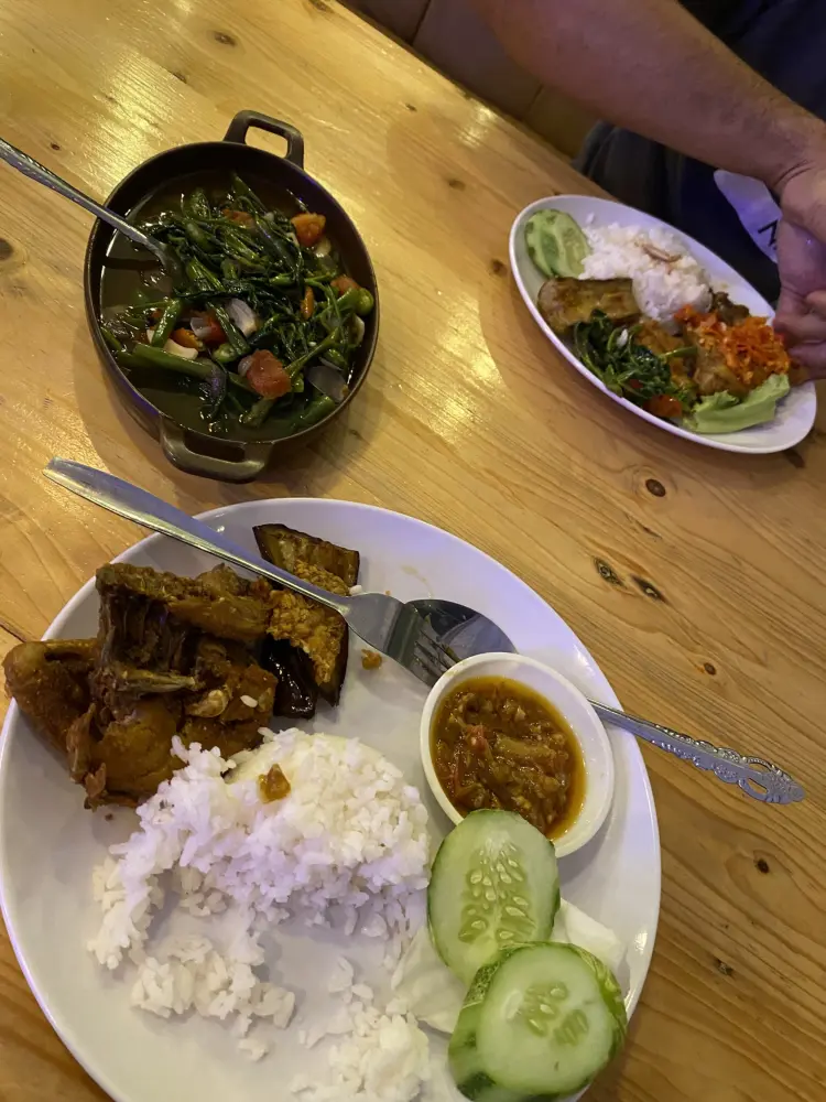 Waroeng Royal Dimsum PKC 7